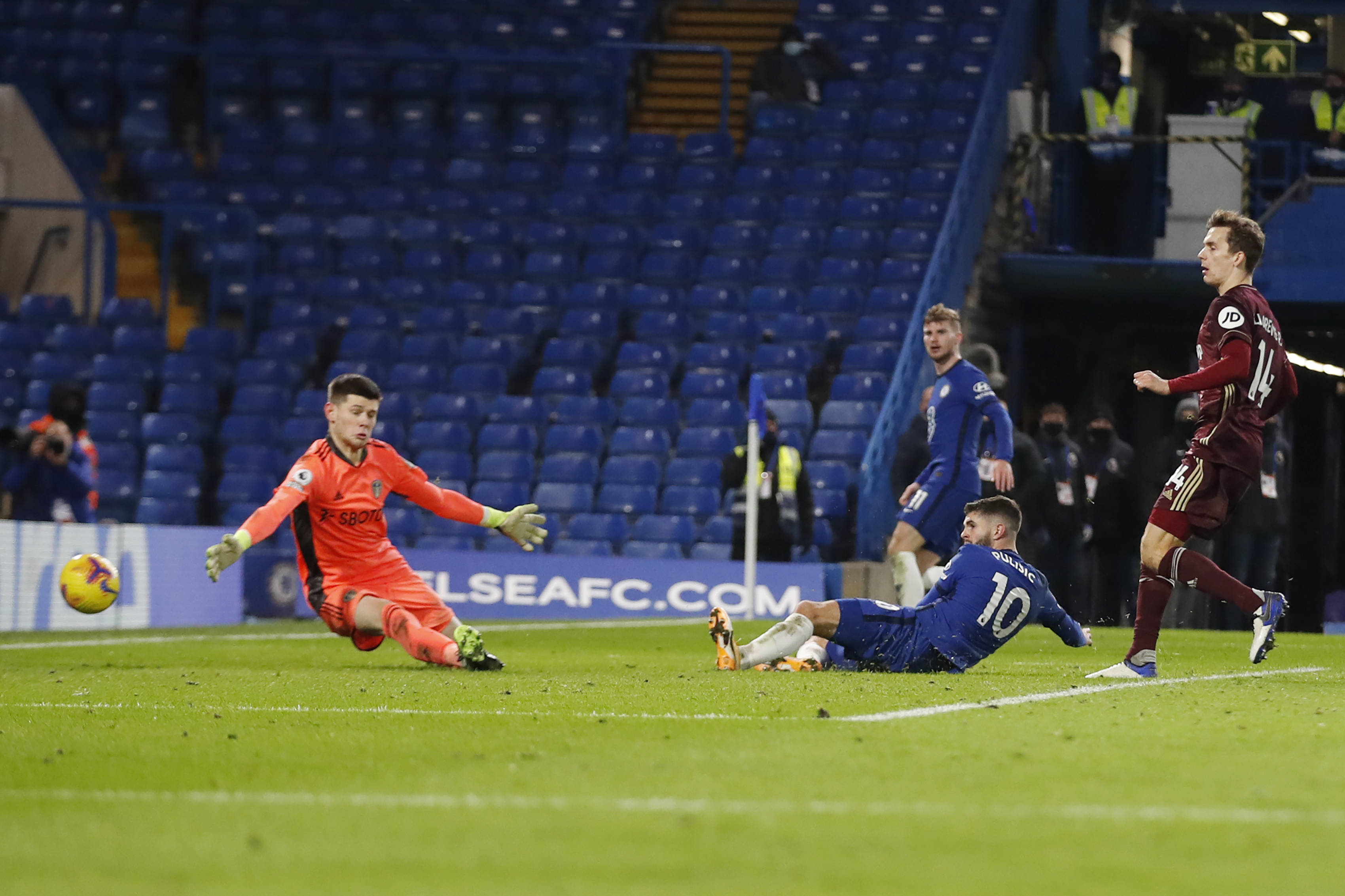 曼联坚定信心谢什科倾向加盟已向球员提出正式合同报价